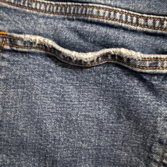 Abercrombie and Fitch The Mom High Rise Blue Denim Jean Size 35/20 Short - Picture 13 of 15